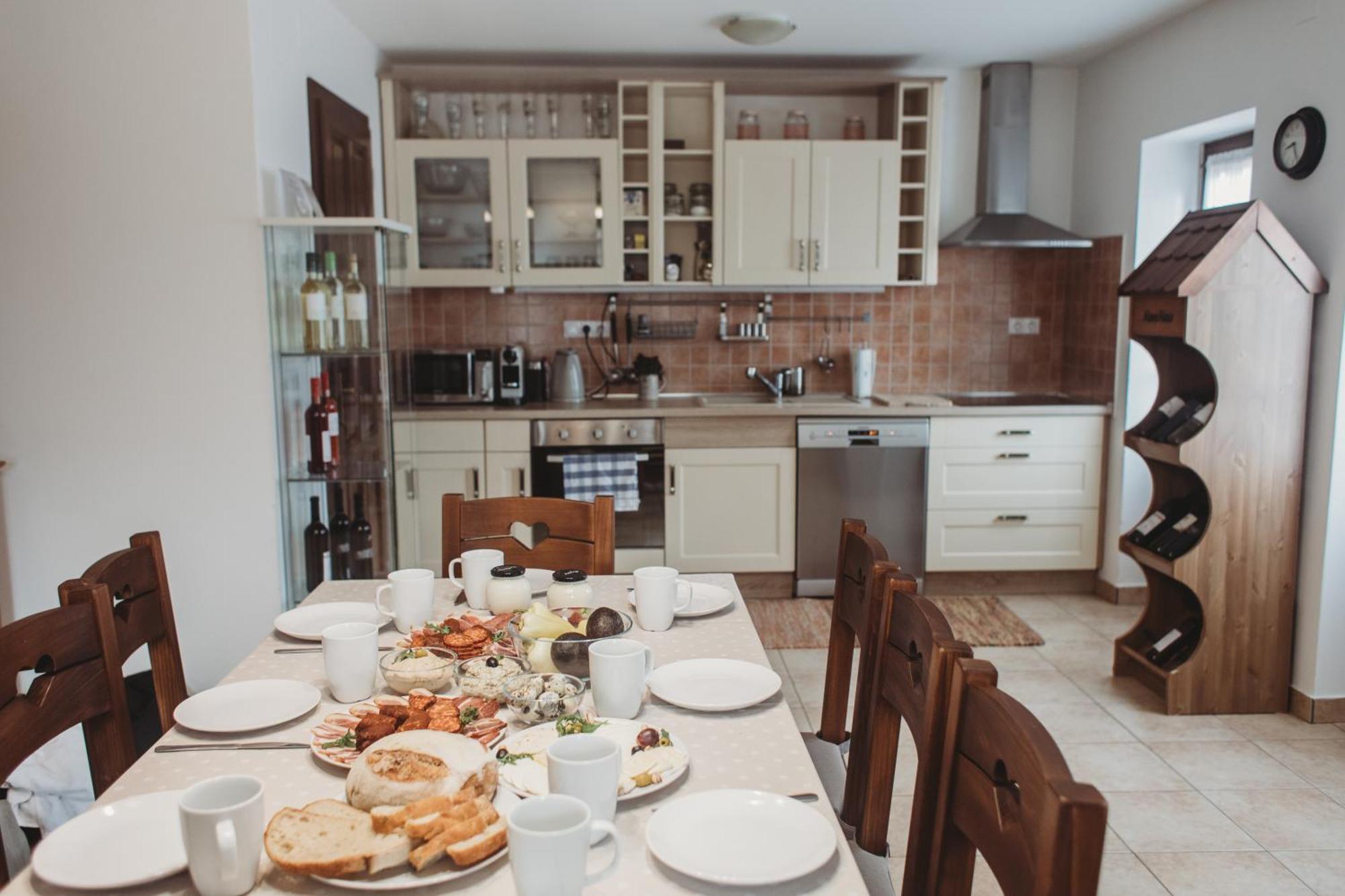 Maushaus Hotel Vemend Bagian luar foto